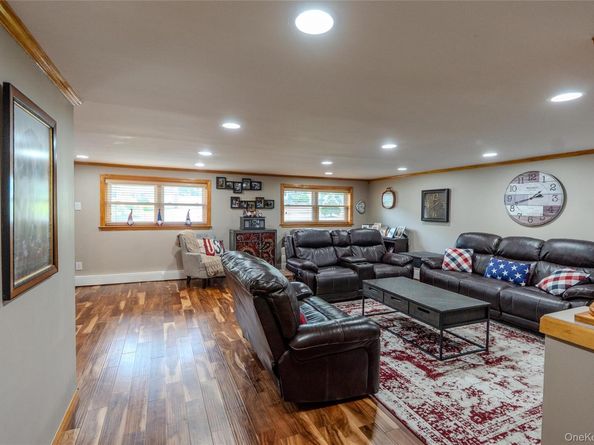 45 Harvard Lane, Commack NY 11725