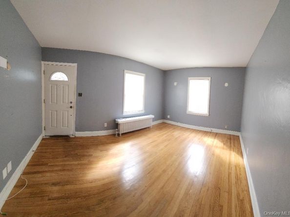 26 Parkside Road, West Hempstead NY 11552