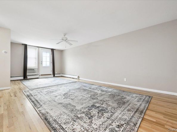 2 Fowler Avenue 206, Lynbrook NY 11563