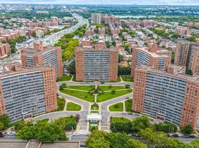 61-25 98th Street 17D, Rego Park NY 11374