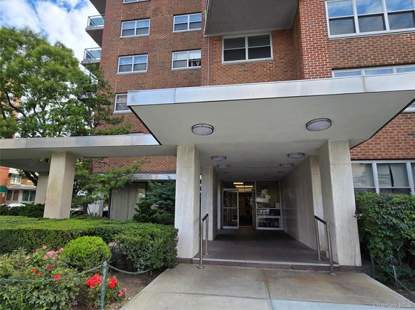 70-31 108th Street 12F, Forest Hills NY 11375
