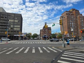 70-31 108th Street 12F, Forest Hills NY 11375