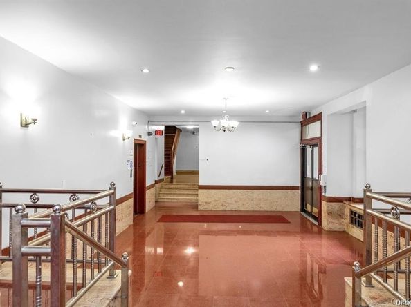 4333 48th Street 1B, Sunnyside NY 11104