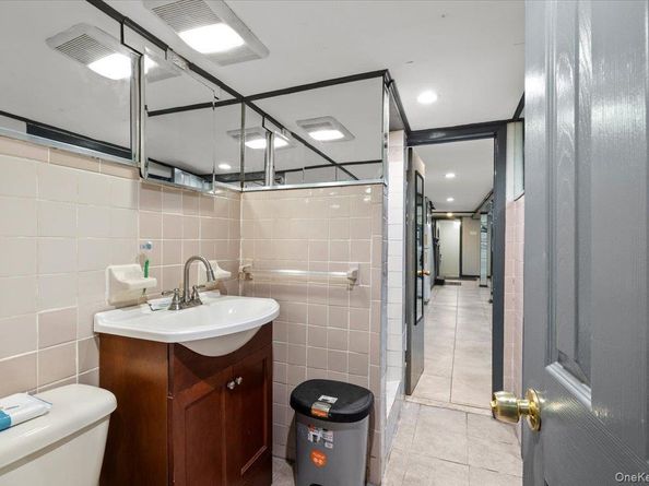 515 E 26th Street, Brooklyn NY 11210
