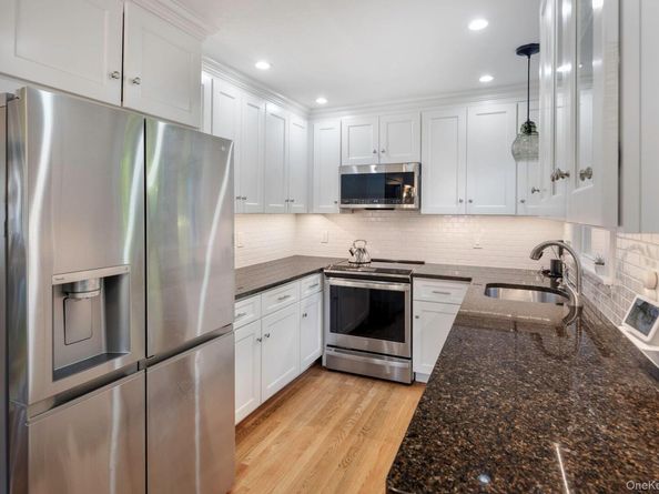 23 Brookside Place, Pleasantville NY 10570