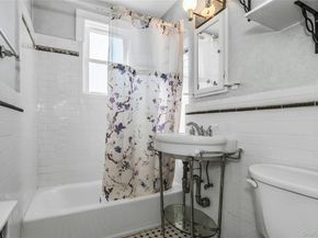 494 South Ocean 3A, Freeport NY 11520