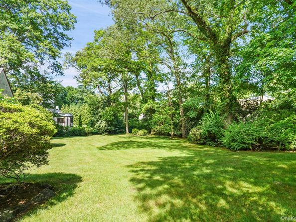 175 Lyncroft Road, New Rochelle NY 10804