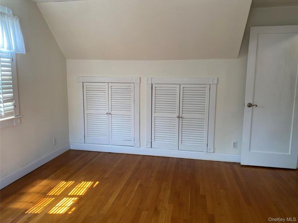 3937 John Lane, Seaford NY 11783