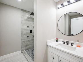 2 Ravenwood Drive, Kings Park NY 11754