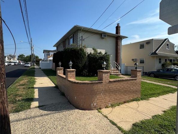 138 Lincoln Road, Franklin Square NY 11010