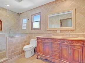 89 Rolling Street, Lynbrook NY 11563