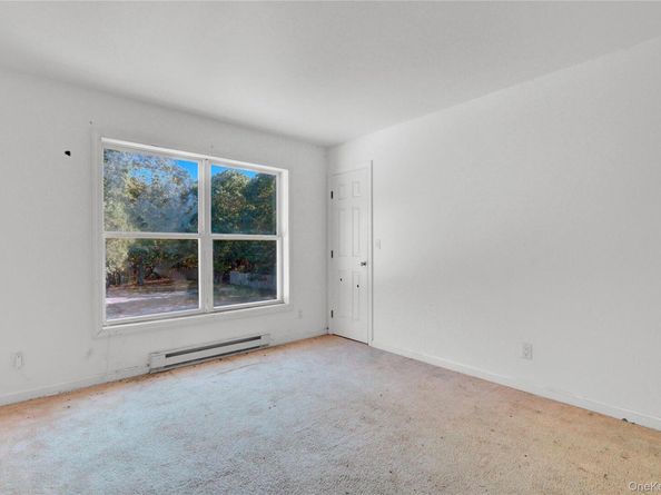 436 N Magee Street, Southampton NY 11968