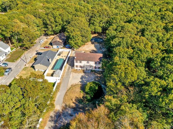 436 N Magee Street, Southampton NY 11968