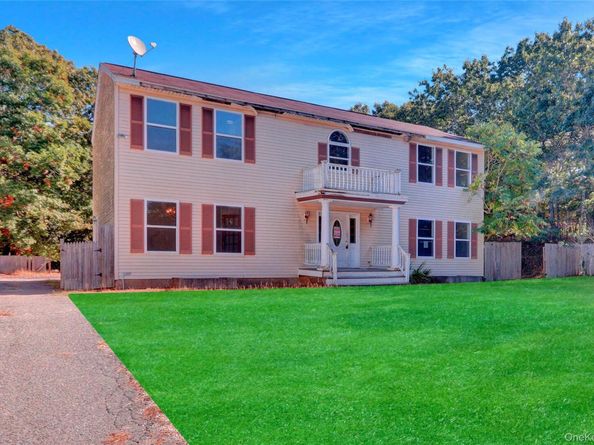 436 N Magee Street, Southampton NY 11968