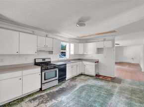 436 N Magee Street, Southampton NY 11968