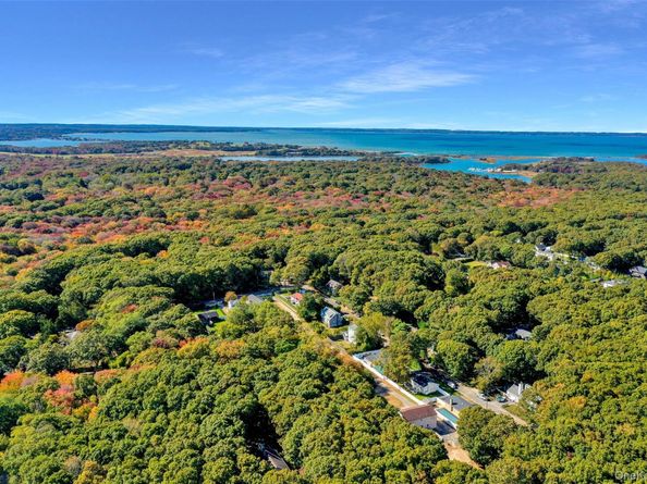 436 N Magee Street, Southampton NY 11968