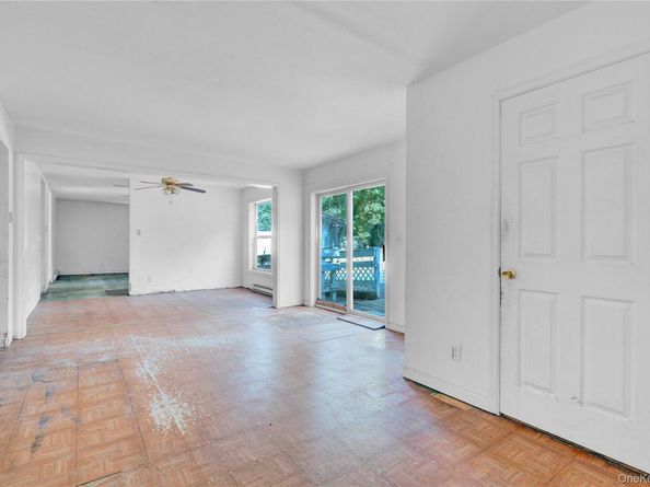 436 N Magee Street, Southampton NY 11968