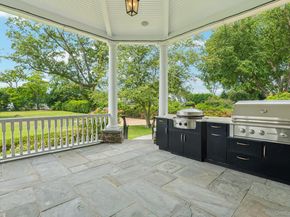 90 Thompson Avenue, Babylon NY 11702