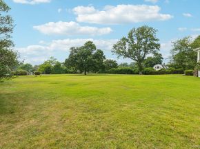 90 Thompson Avenue, Babylon NY 11702