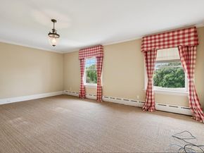 90 Thompson Avenue, Babylon NY 11702