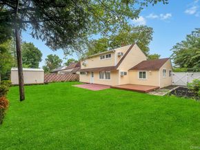 33 Beacon Lane, Hicksville NY 11801