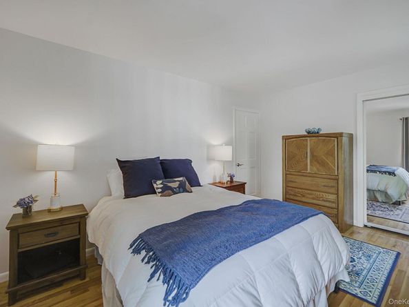 1 Ann Place, Port Washington NY 11050
