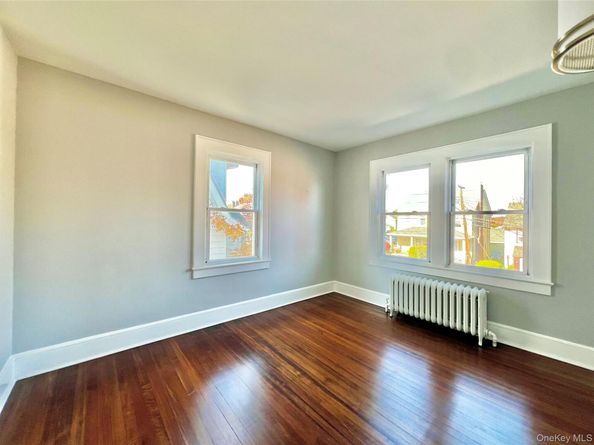 10 Irenhyl Avenue, Port Chester NY 10573