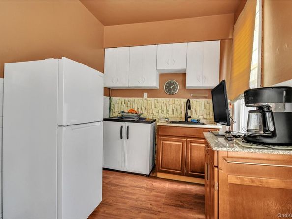 2308 31 Drive, Astoria NY 11106