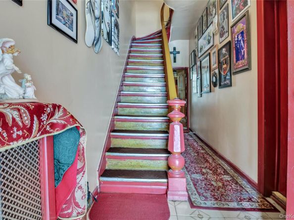 2308 31 Drive, Astoria NY 11106