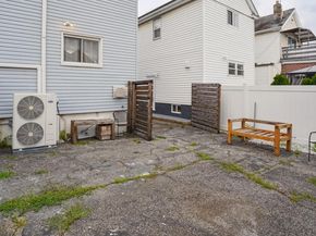 9456 225th Street, Queens Village NY 11428