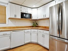 9456 225th Street, Queens Village NY 11428