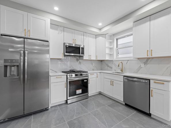 9508 Avenue B, Brooklyn NY 11236
