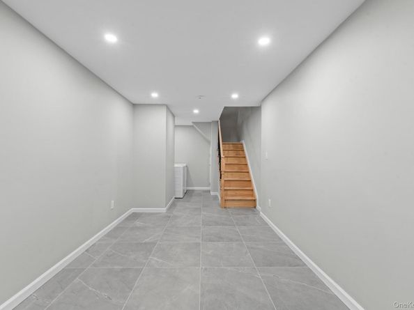 9508 Avenue B, Brooklyn NY 11236