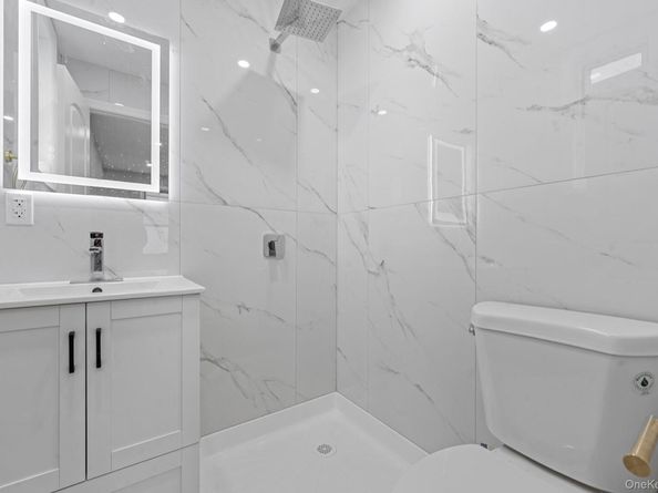 9508 Avenue B, Brooklyn NY 11236