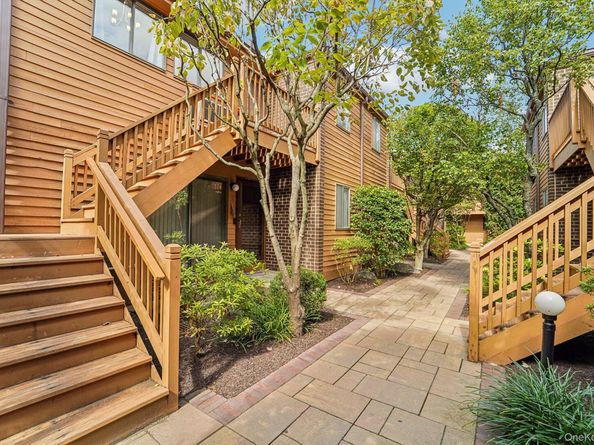 15 Greenridge Avenue 16, White Plains NY 10605