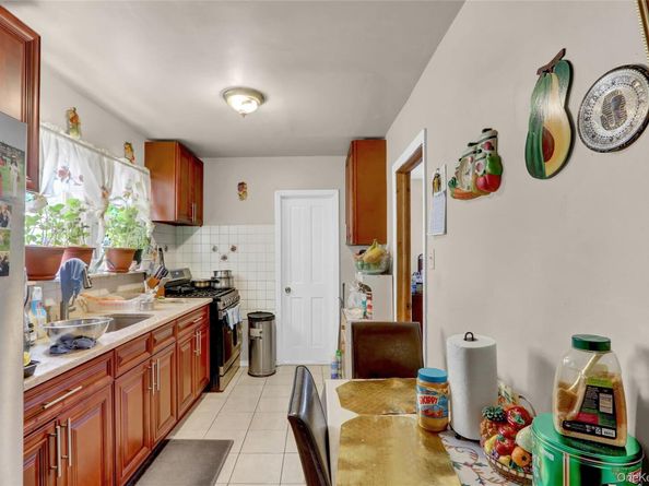 10445 198th Street, Jamaica NY 11412
