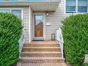 552 Benton Road, East Meadow NY 11554