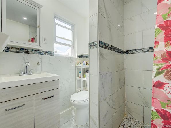 21607 110th Avenue, Queens Village NY 11429