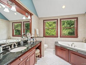 9 Defeo Court, Deer Park NY 11729