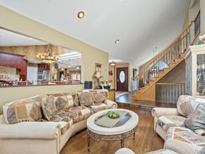 9 Defeo Court, Deer Park NY 11729
