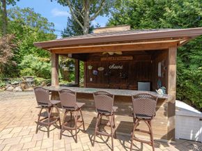 9 Defeo Court, Deer Park NY 11729