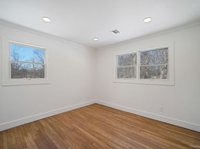 20 Upper Sheep Pasture Road, East Setauket NY 11733