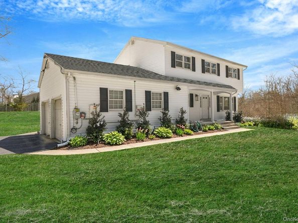 20 Upper Sheep Pasture Road, East Setauket NY 11733