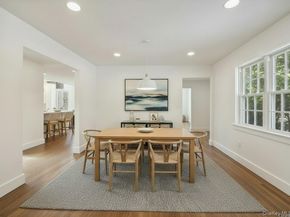 20 Upper Sheep Pasture Road, East Setauket NY 11733