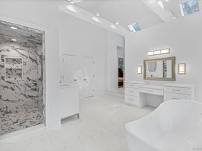 2 Westbourne Lane, Melville NY 11747