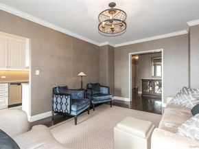 269-10 GRAND CENTRAL Parkway 21E, Floral Park NY 11005