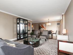 269-10 GRAND CENTRAL Parkway 21E, Floral Park NY 11005