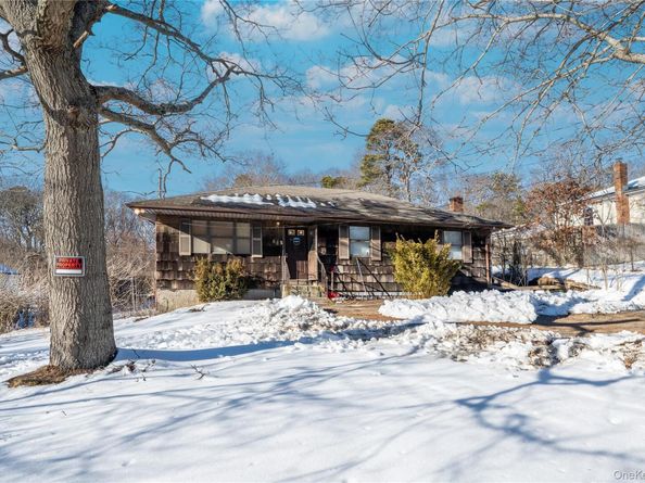 42 Victory Avenue, Shirley NY 11967