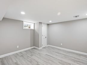 7 E Lakeland Street, Bay Shore NY 11706