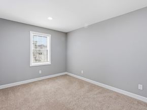 7 E Lakeland Street, Bay Shore NY 11706